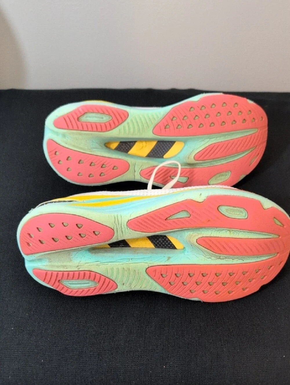 Hoka white blue shoe interior label